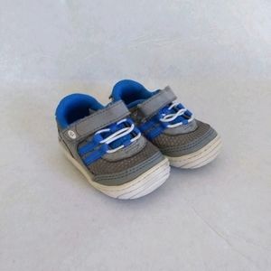 Stride rite baby shoes